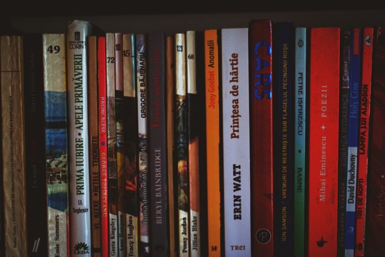Noua bibliotecă digitală aduce mii de cărți românești online