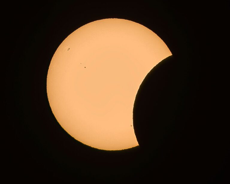 Observatorul astronomic deschide o expoziție despre eclipse